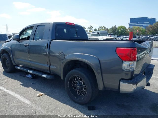 Photo 2 VIN: 5TFRM5F17DX055535 - TOYOTA TUNDRA 