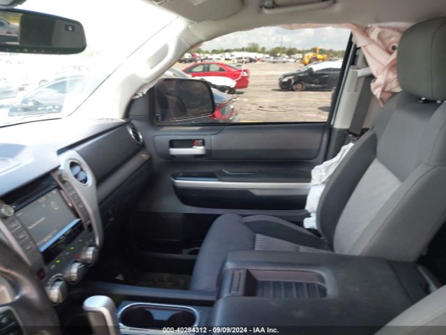 Photo 4 VIN: 5TFRM5F17GX099555 - TOYOTA TUNDRA 