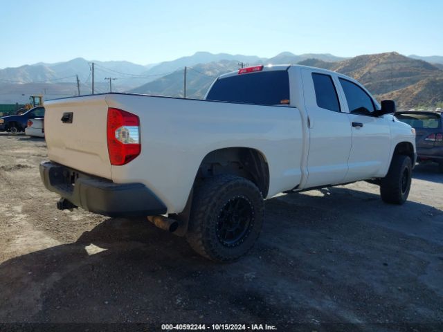 Photo 3 VIN: 5TFRM5F17HX122155 - TOYOTA TUNDRA 