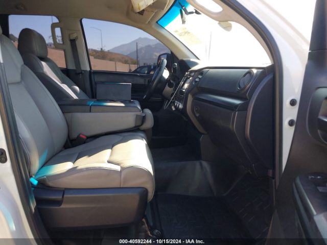 Photo 4 VIN: 5TFRM5F17HX122155 - TOYOTA TUNDRA 