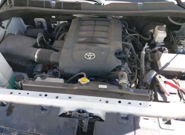 Photo 9 VIN: 5TFRM5F17JX123036 - TOYOTA TUNDRA 2WD 