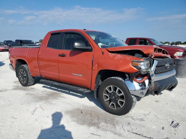 Photo 3 VIN: 5TFRM5F17JX126471 - TOYOTA TUNDRA 