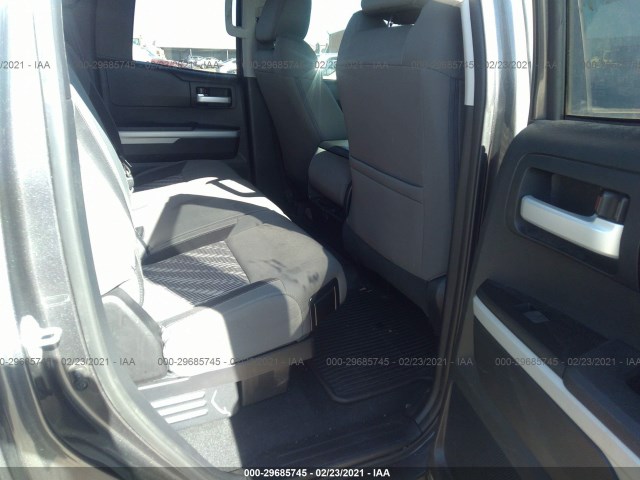 Photo 7 VIN: 5TFRM5F17JX127698 - TOYOTA TUNDRA 2WD 