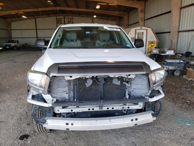 Photo 4 VIN: 5TFRM5F17JX131203 - TOYOTA TUNDRA DOU 