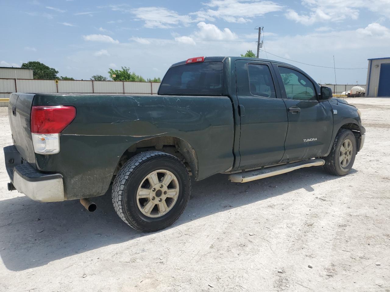 Photo 2 VIN: 5TFRM5F18AX002029 - TOYOTA TUNDRA 