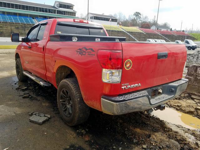 Photo 2 VIN: 5TFRM5F18AX013239 - TOYOTA TUNDRA DOU 