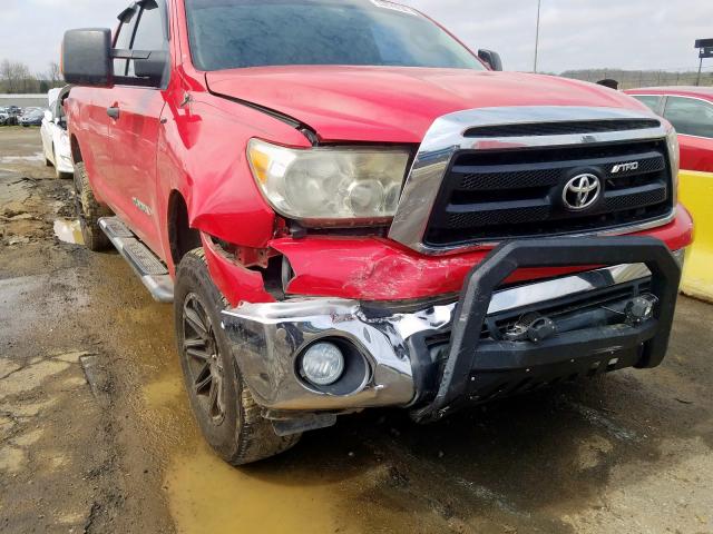 Photo 8 VIN: 5TFRM5F18AX013239 - TOYOTA TUNDRA DOU 