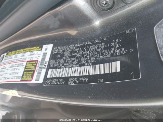 Photo 8 VIN: 5TFRM5F18BX034495 - TOYOTA TUNDRA 