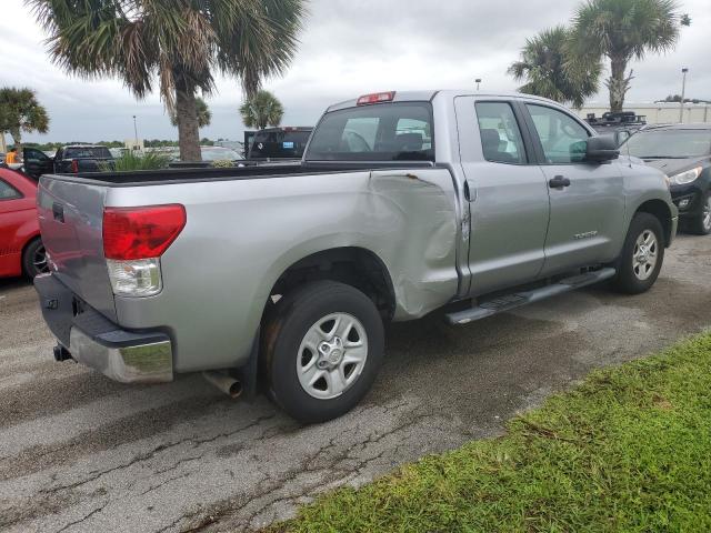 Photo 2 VIN: 5TFRM5F18CX047605 - TOYOTA TUNDRA DOU 