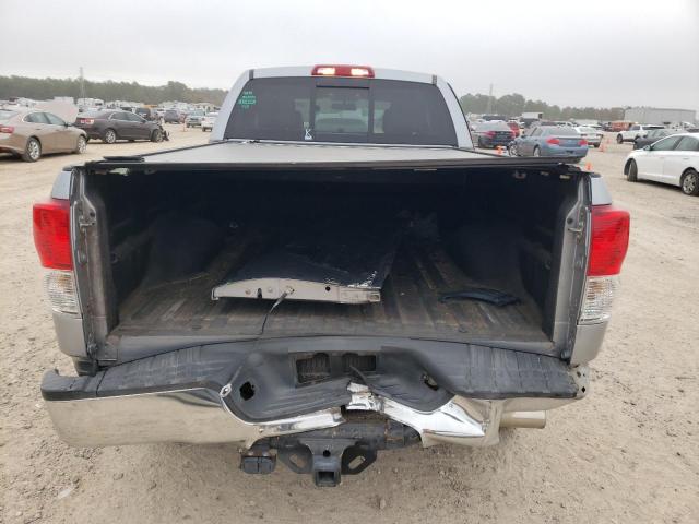 Photo 5 VIN: 5TFRM5F18DX058587 - TOYOTA TUNDRA DOU 