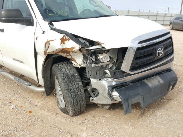 Photo 8 VIN: 5TFRM5F18DX063658 - TOYOTA TUNDRA DOU 