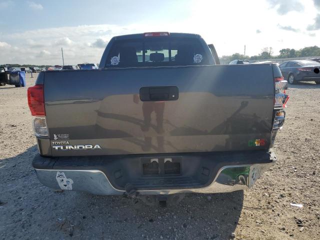 Photo 5 VIN: 5TFRM5F18DX067029 - TOYOTA TUNDRA DOU 