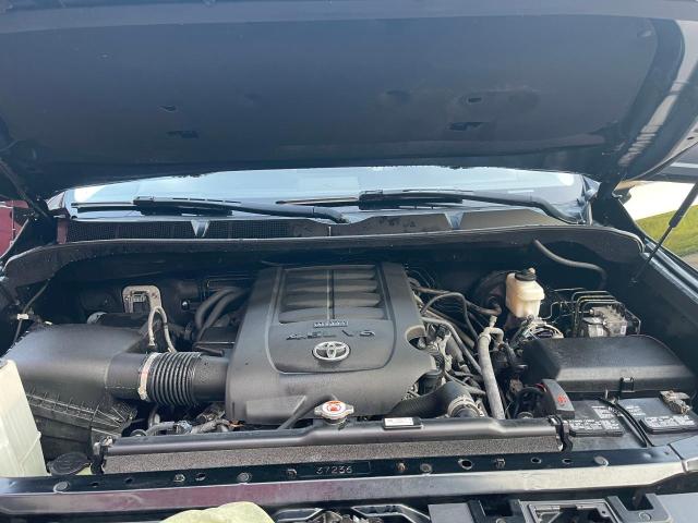 Photo 6 VIN: 5TFRM5F18JX125300 - TOYOTA TUNDRA DOU 