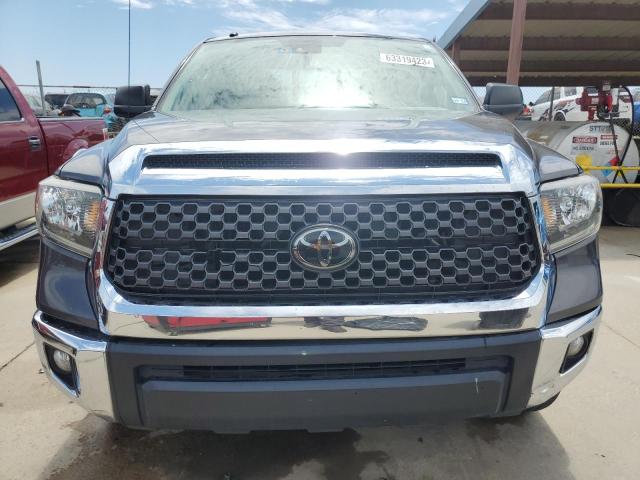 Photo 4 VIN: 5TFRM5F18JX131257 - TOYOTA TUNDRA DOU 