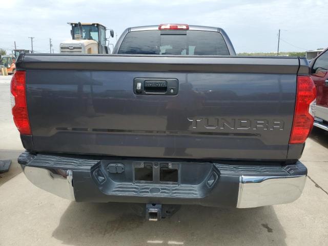 Photo 5 VIN: 5TFRM5F18JX131257 - TOYOTA TUNDRA DOU 