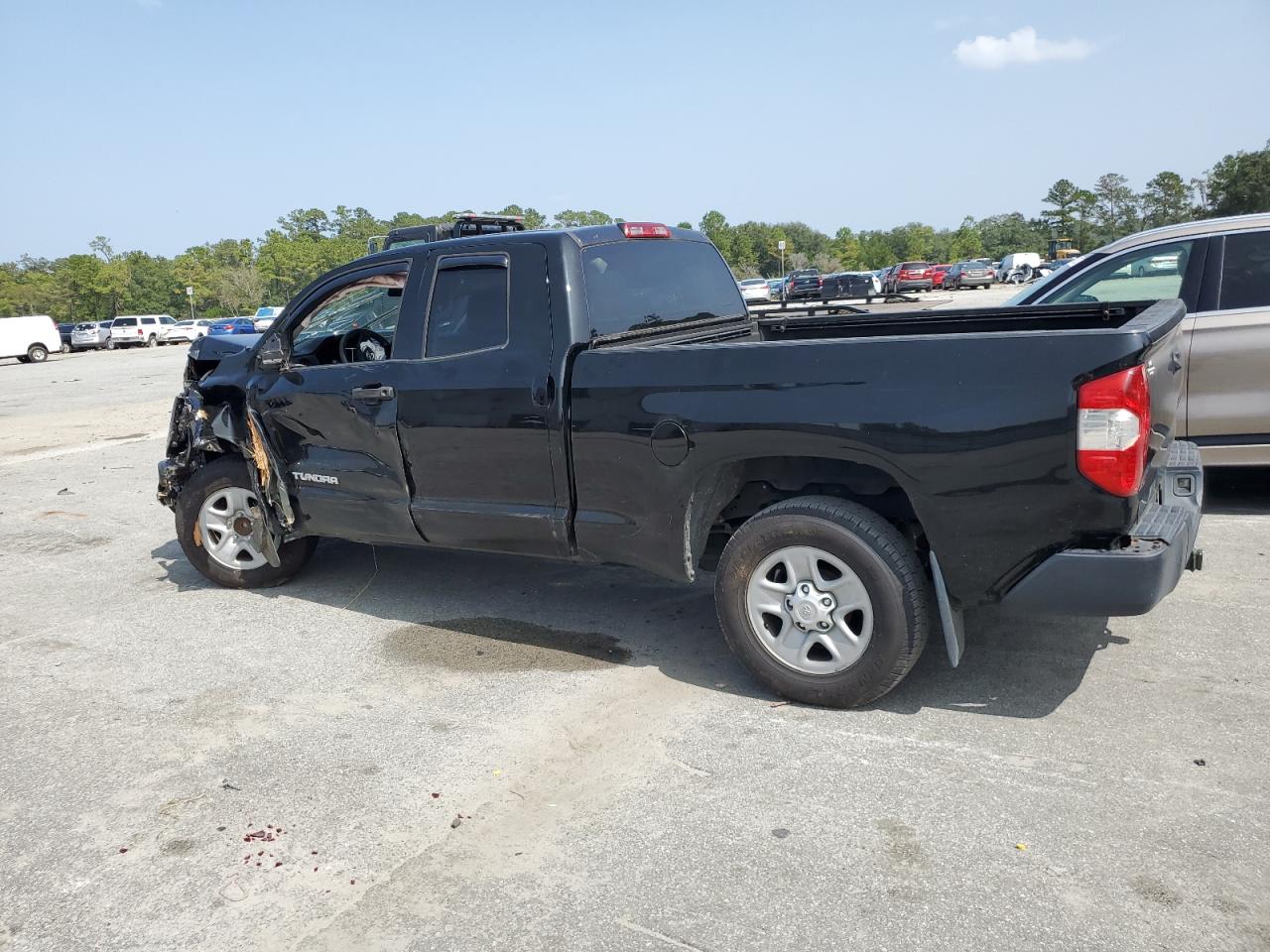 Photo 1 VIN: 5TFRM5F18KX136346 - TOYOTA TUNDRA 