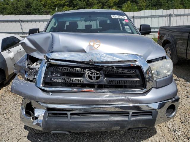 Photo 10 VIN: 5TFRM5F19AX020409 - TOYOTA TUNDRA DOU 