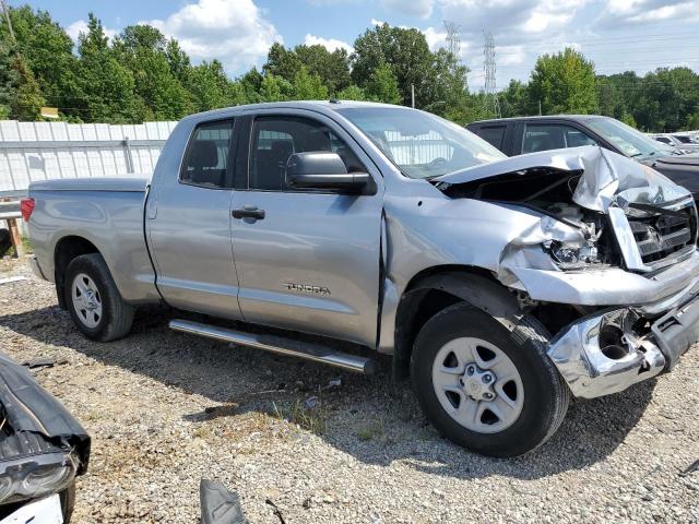 Photo 3 VIN: 5TFRM5F19AX020409 - TOYOTA TUNDRA DOU 