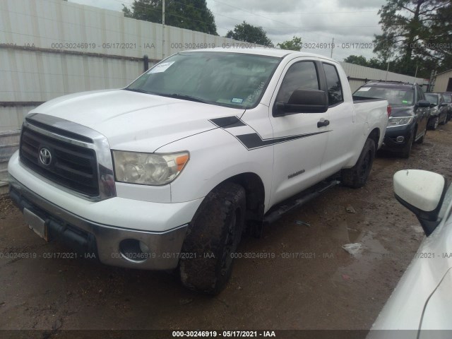 Photo 1 VIN: 5TFRM5F19BX027605 - TOYOTA TUNDRA 2WD TRUCK 