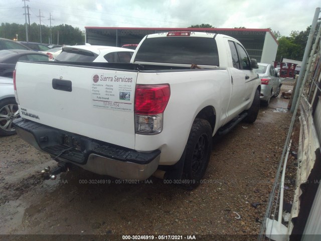 Photo 3 VIN: 5TFRM5F19BX027605 - TOYOTA TUNDRA 2WD TRUCK 