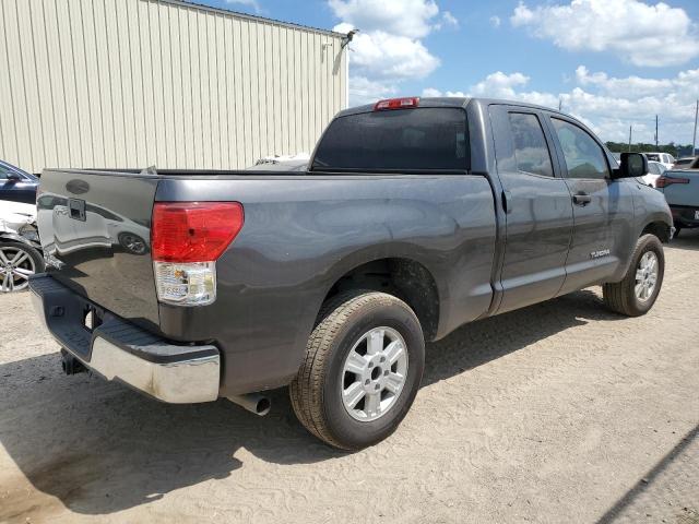 Photo 2 VIN: 5TFRM5F19BX027667 - TOYOTA TUNDRA DOU 