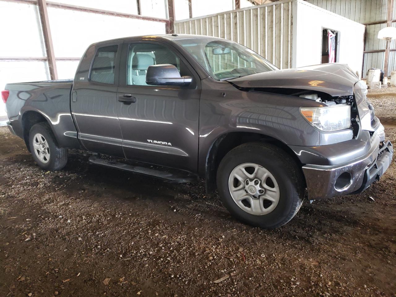 Photo 3 VIN: 5TFRM5F19BX030858 - TOYOTA TUNDRA 