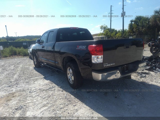 Photo 2 VIN: 5TFRM5F19BX031914 - TOYOTA TUNDRA 2WD TRUCK 