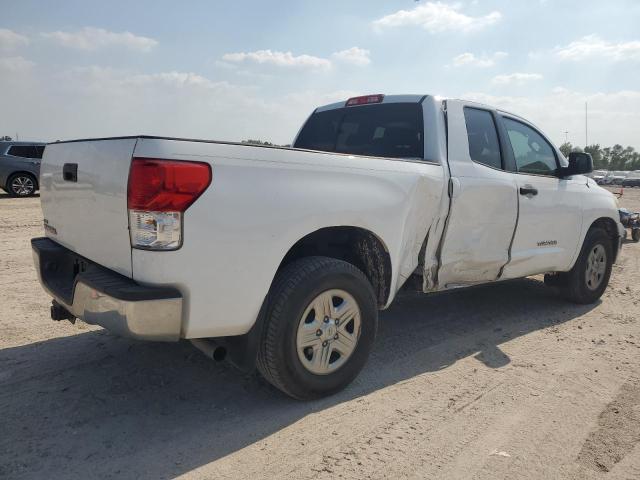 Photo 2 VIN: 5TFRM5F19CX037861 - TOYOTA TUNDRA DOU 