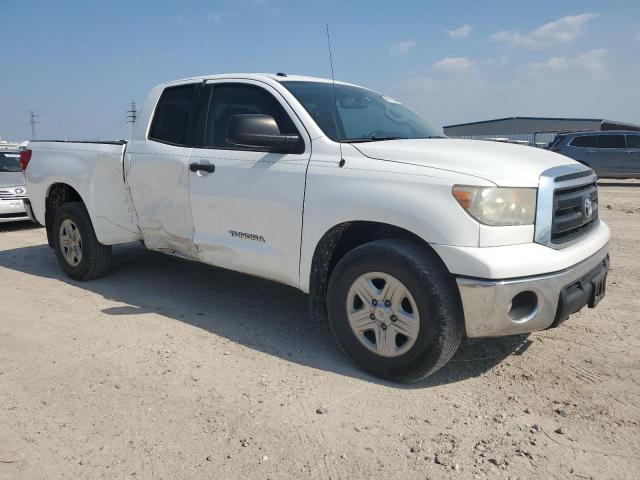 Photo 3 VIN: 5TFRM5F19CX037861 - TOYOTA TUNDRA DOU 