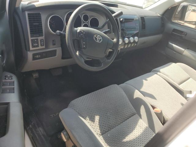 Photo 7 VIN: 5TFRM5F19CX037861 - TOYOTA TUNDRA DOU 