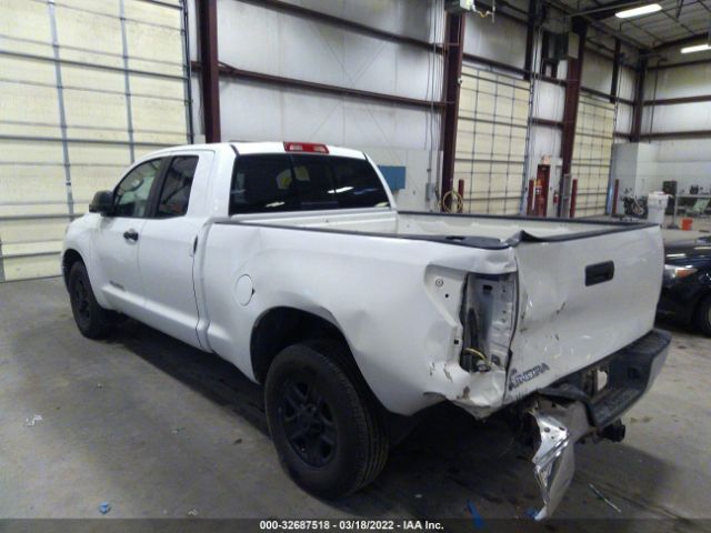 Photo 2 VIN: 5TFRM5F19CX039576 - TOYOTA TUNDRA 2WD TRUCK 