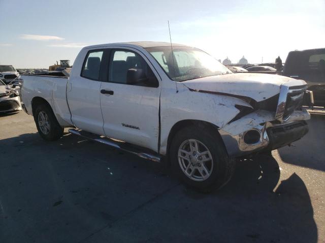 Photo 3 VIN: 5TFRM5F19DX058629 - TOYOTA TUNDRA DOU 