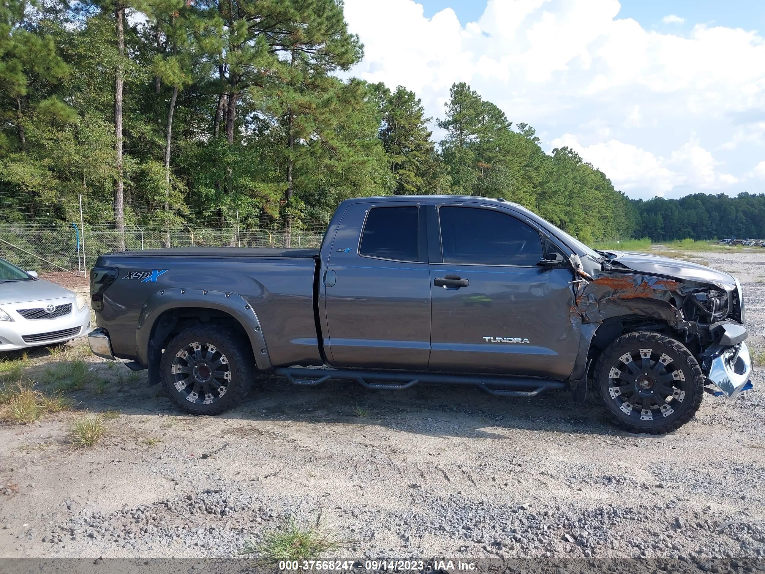 Photo 12 VIN: 5TFRM5F19DX059490 - TOYOTA TUNDRA 