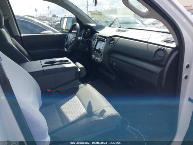 Photo 4 VIN: 5TFRM5F19EX082432 - TOYOTA TUNDRA 