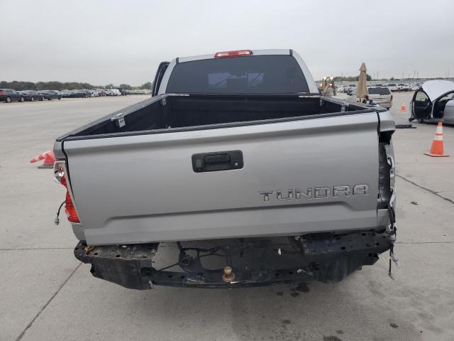 Photo 5 VIN: 5TFRM5F19FX087275 - TOYOTA TUNDRA DOU 