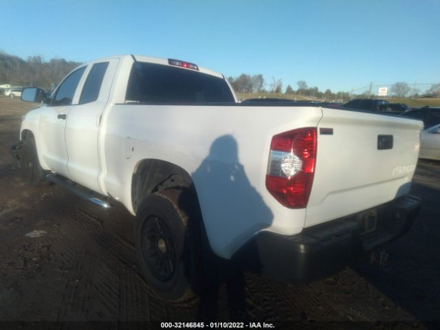 Photo 2 VIN: 5TFRM5F19FX088670 - TOYOTA TUNDRA 2WD TRUCK 