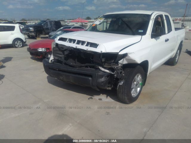 Photo 5 VIN: 5TFRM5F19GX102424 - TOYOTA TUNDRA 2WD TRUCK 