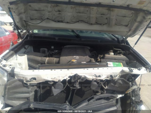 Photo 9 VIN: 5TFRM5F19GX102424 - TOYOTA TUNDRA 2WD TRUCK 