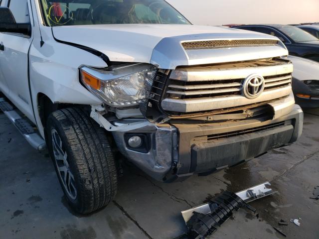 Photo 8 VIN: 5TFRM5F19GX109261 - TOYOTA TUNDRA DOU 