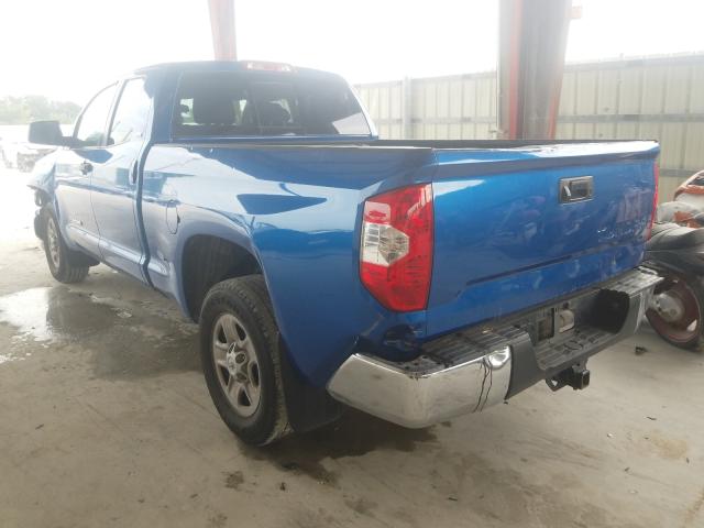 Photo 2 VIN: 5TFRM5F19HX111545 - TOYOTA TUNDRA DOU 