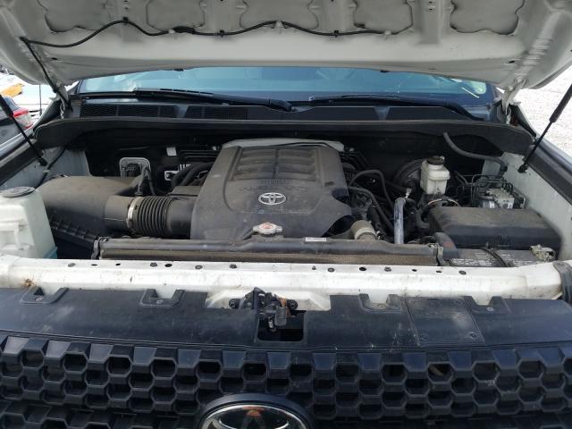 Photo 6 VIN: 5TFRM5F19JX124804 - TOYOTA TUNDRA DOU 