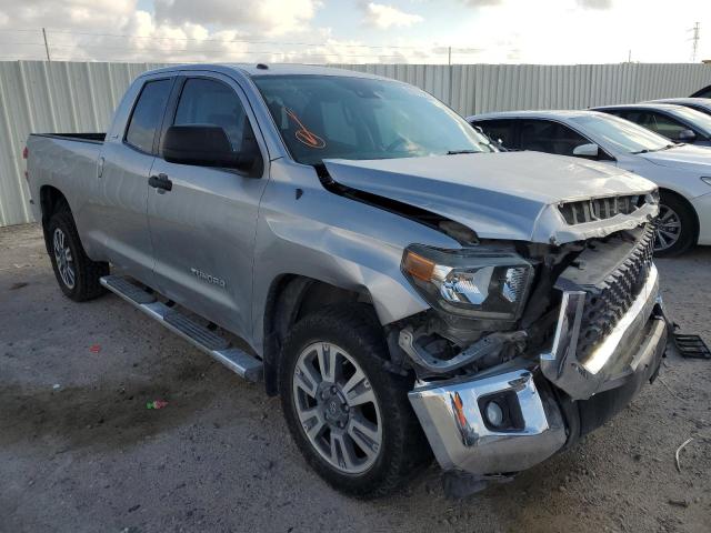 Photo 3 VIN: 5TFRM5F19JX131817 - TOYOTA TUNDRA 