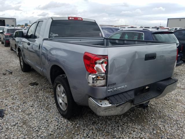 Photo 2 VIN: 5TFRM5F1XAX004638 - TOYOTA TUNDRA DOU 