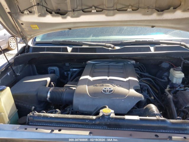 Photo 9 VIN: 5TFRM5F1XAX015543 - TOYOTA TUNDRA 