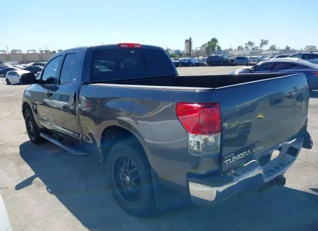 Photo 2 VIN: 5TFRM5F1XBX023742 - TOYOTA TUNDRA 2WD TRUCK 