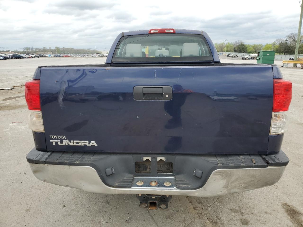 Photo 12 VIN: 5TFRM5F1XBX024275 - TOYOTA TUNDRA 