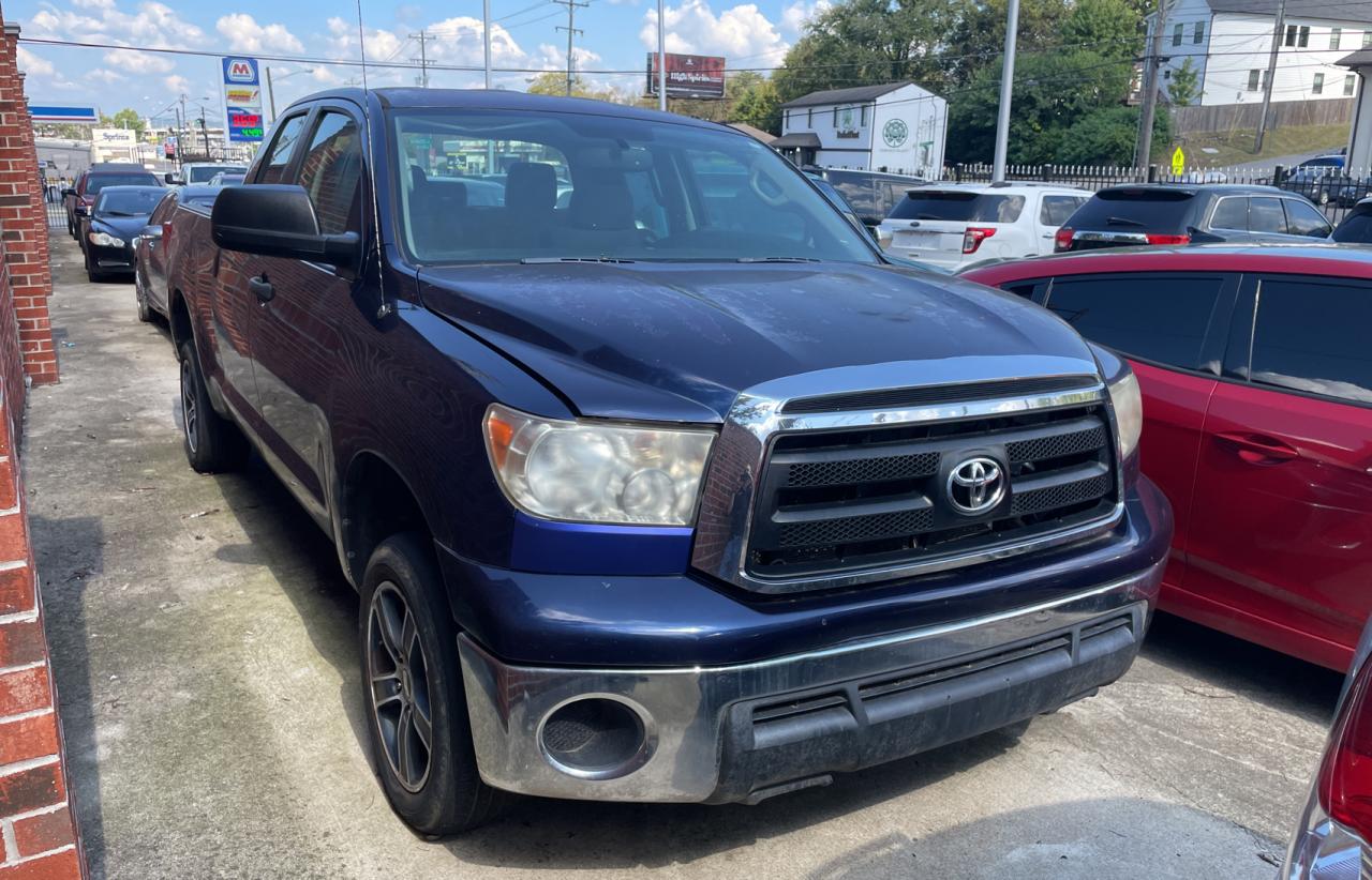 Photo 3 VIN: 5TFRM5F1XBX024275 - TOYOTA TUNDRA 