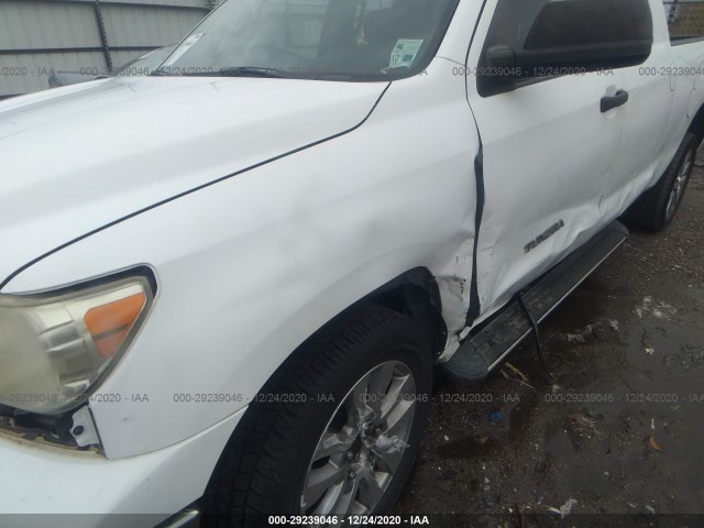 Photo 5 VIN: 5TFRM5F1XBX032411 - TOYOTA TUNDRA 2WD TRUCK 