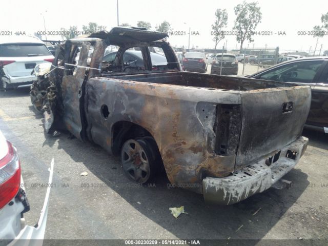 Photo 2 VIN: 5TFRM5F1XCX039411 - TOYOTA TUNDRA 2WD TRUCK 