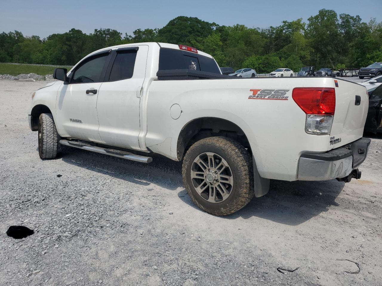 Photo 1 VIN: 5TFRM5F1XCX047346 - TOYOTA TUNDRA 